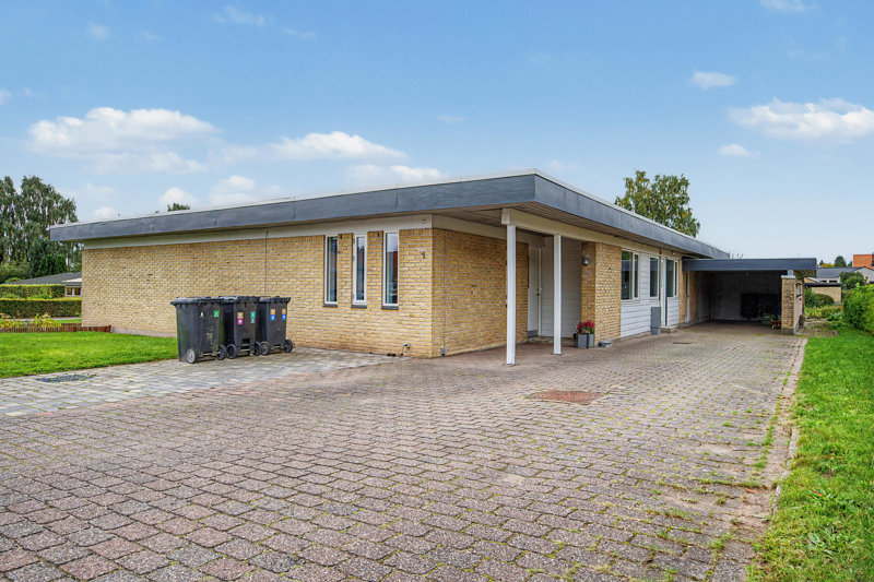 Property image number 1