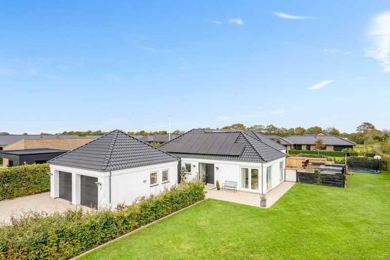 Property image number 1