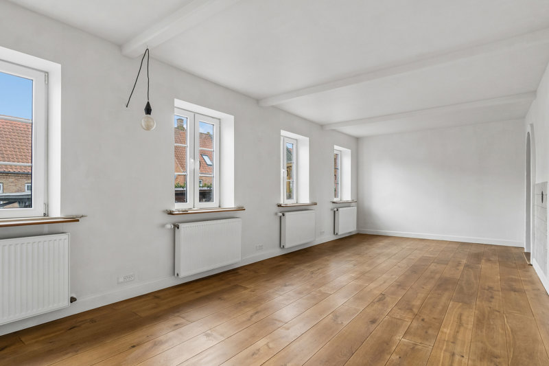 Property image number 2