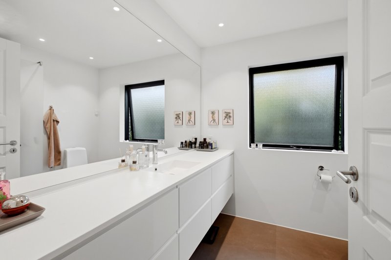 Property image number 10