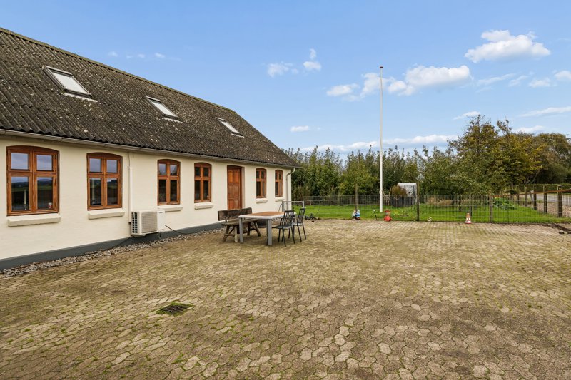 Property image number 3
