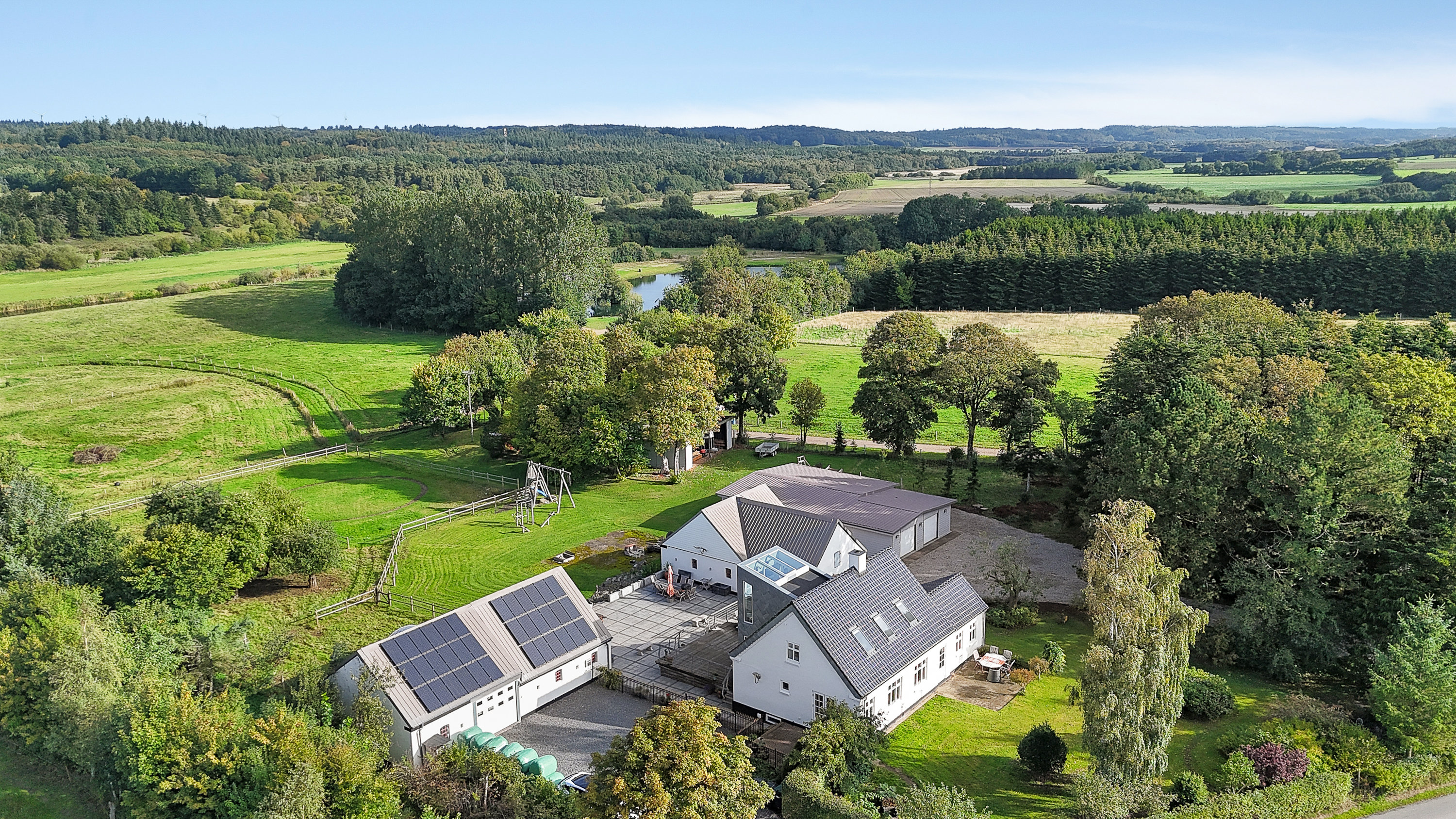 Farmhouse with land near Bjerringbro