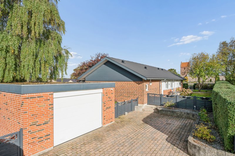 Property image number 1
