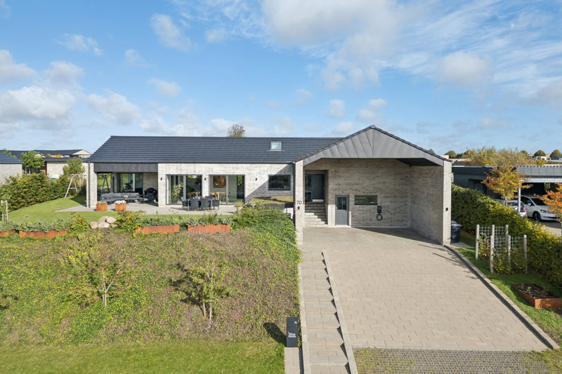 Property image number 1