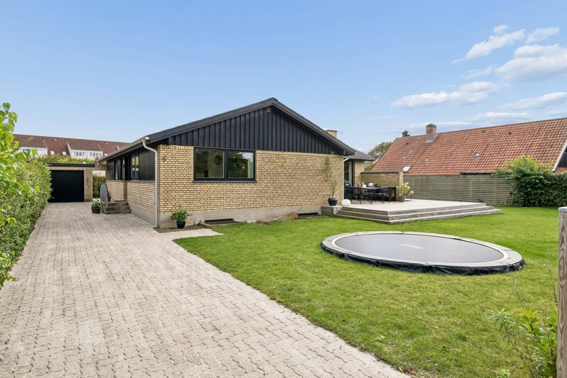 Property image number 1