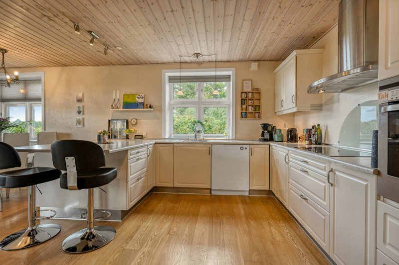 Property image number 6