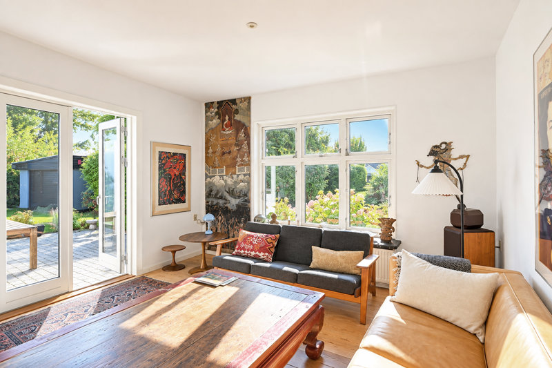 toggle-gallery-image