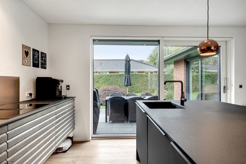 Property image number 8