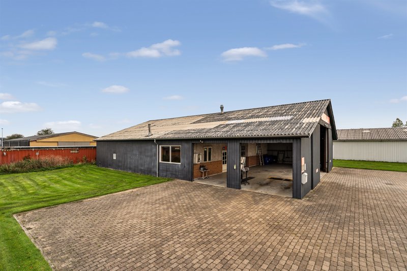 Property image number 2