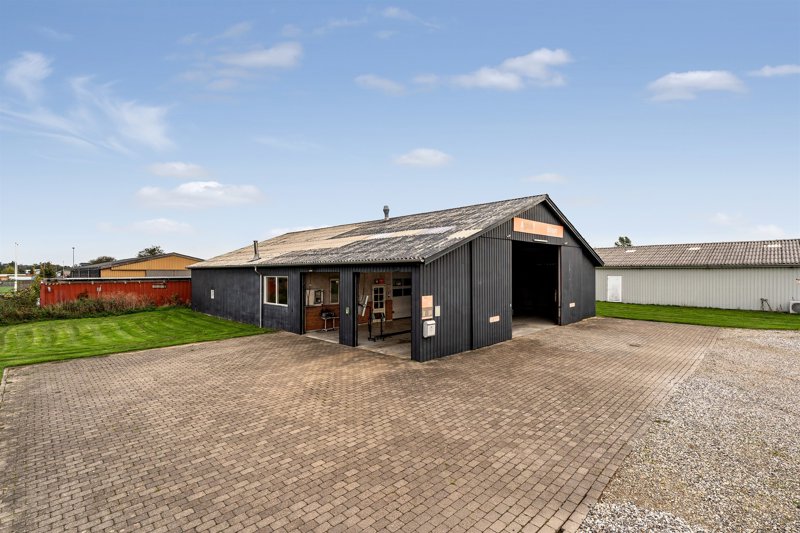 Property image number 3