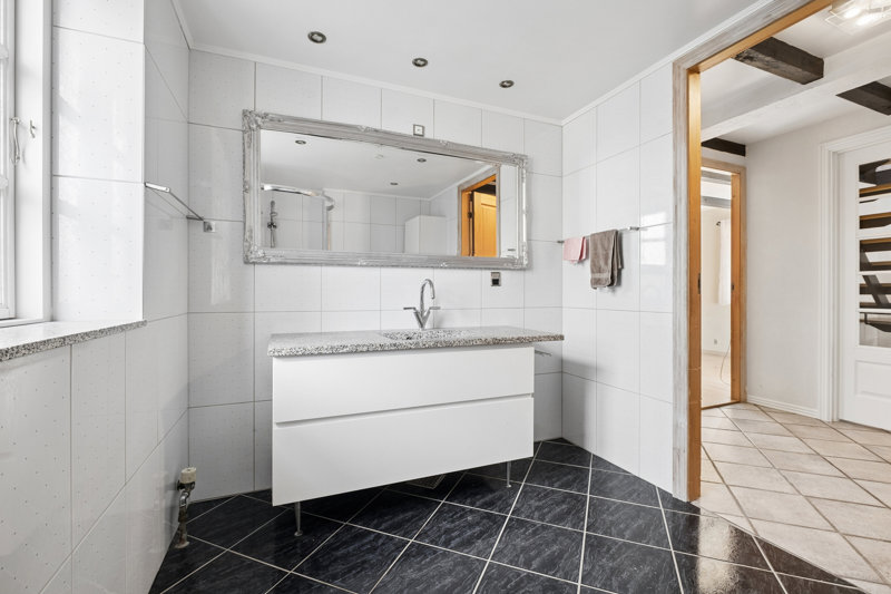 Property image number 9