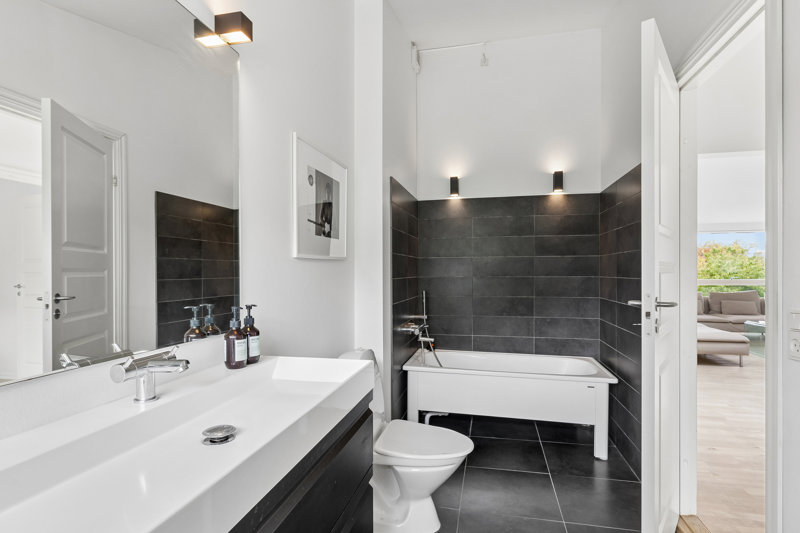 Property image number 9
