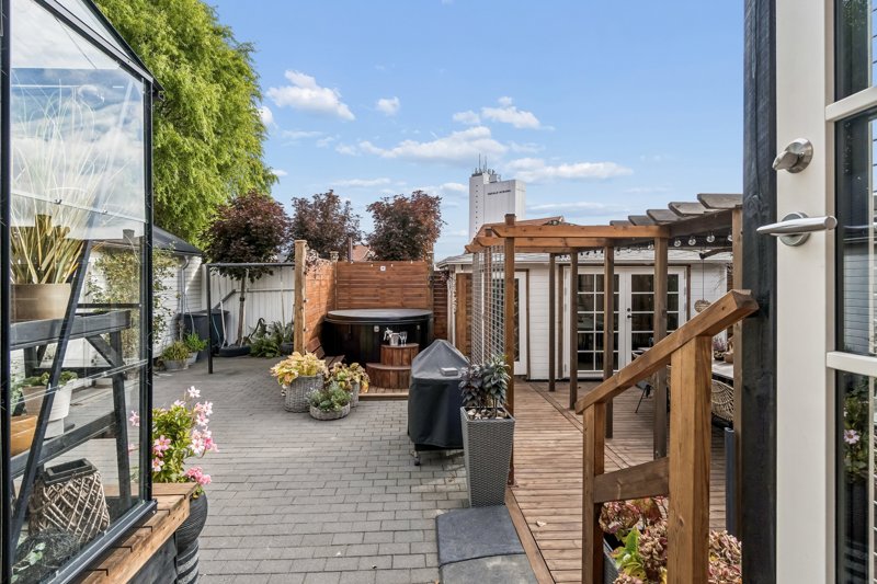Property image number 2