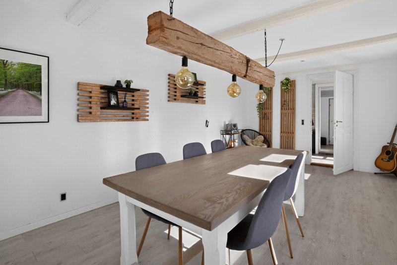 toggle-gallery-image