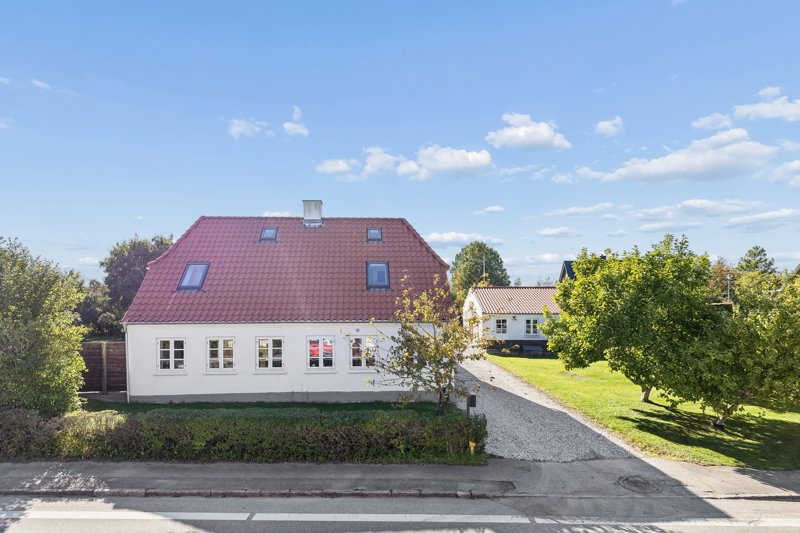 Property image number 2