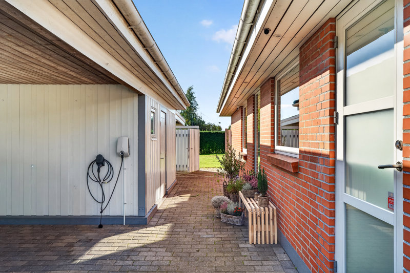 Property image number 2