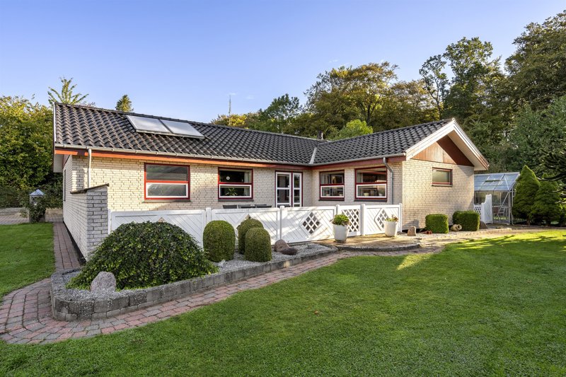 Property image number 2