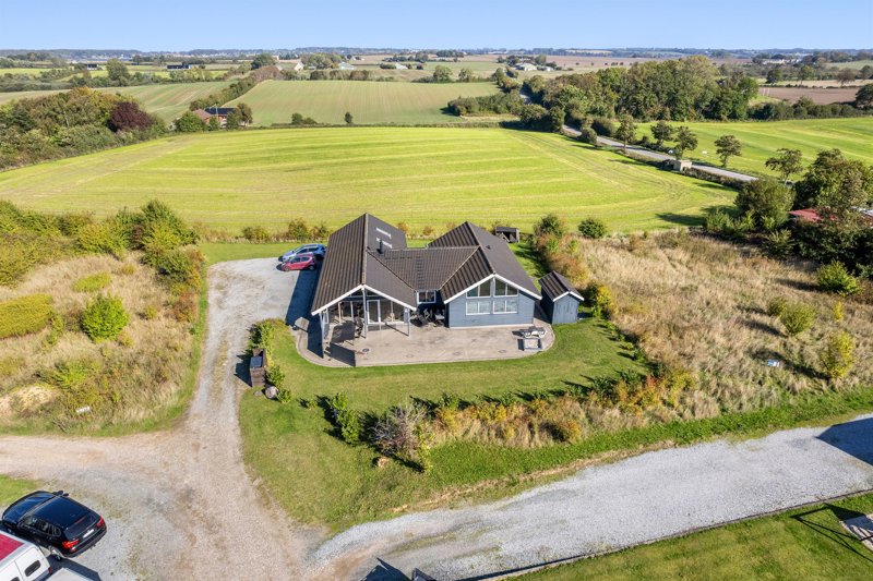 Property image number 2