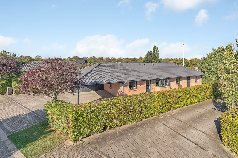 Property image number 2