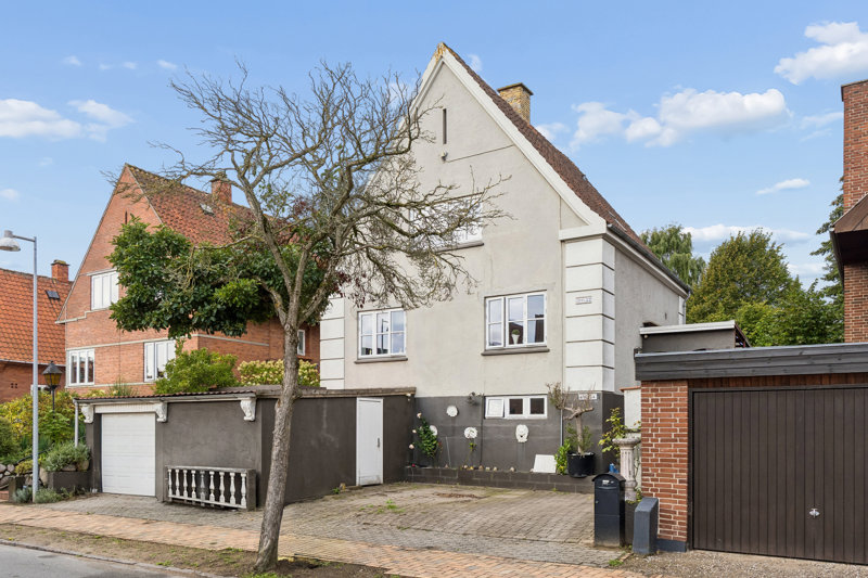 Property image number 2