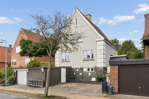 Charmerende villa med muligheder beliggende midt i Odense C