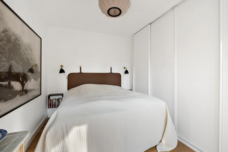 toggle-gallery-image