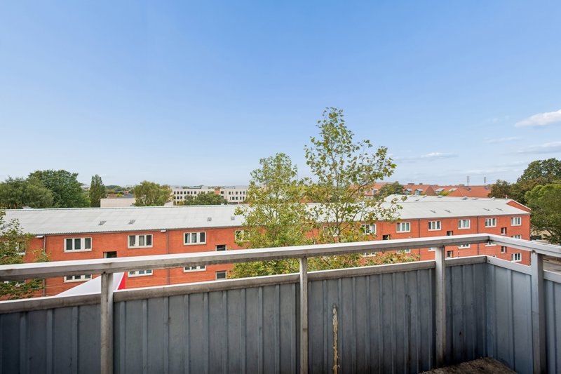 Property image number 2