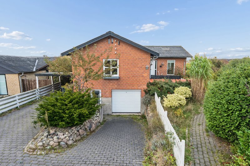 Property image number 1