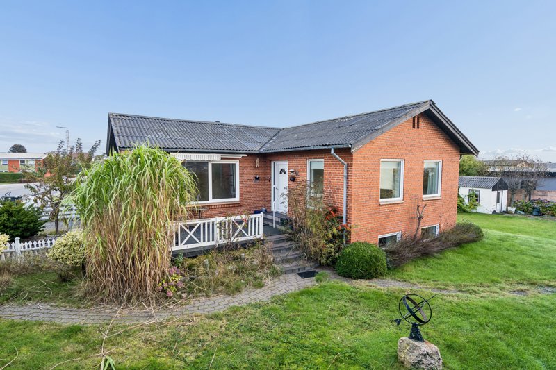 Property image number 2