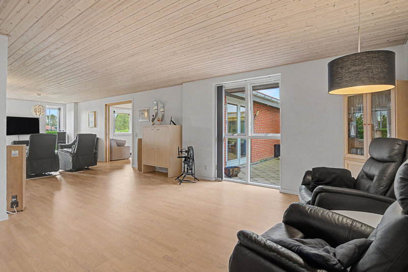 Property image number 9