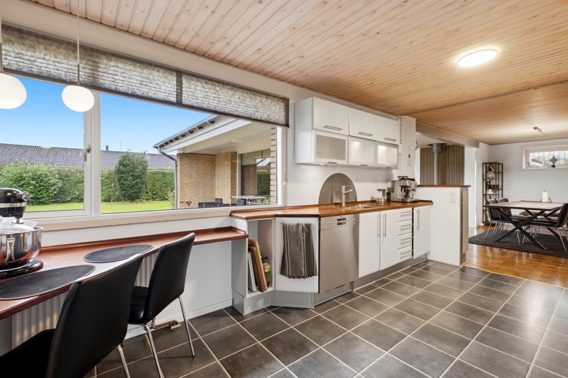 Property image number 3