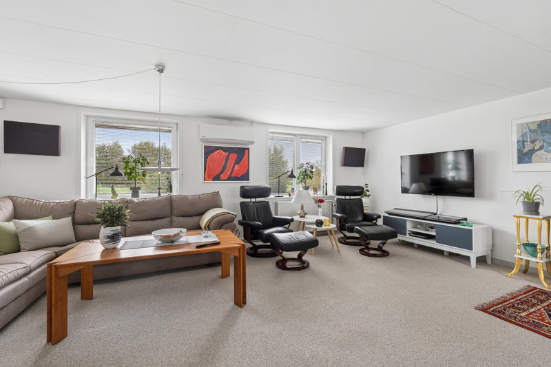 Property image number 8