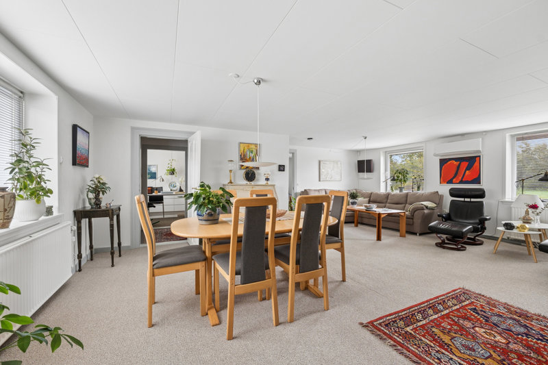 Property image number 6