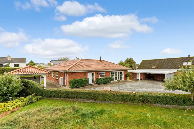 Property image number 3