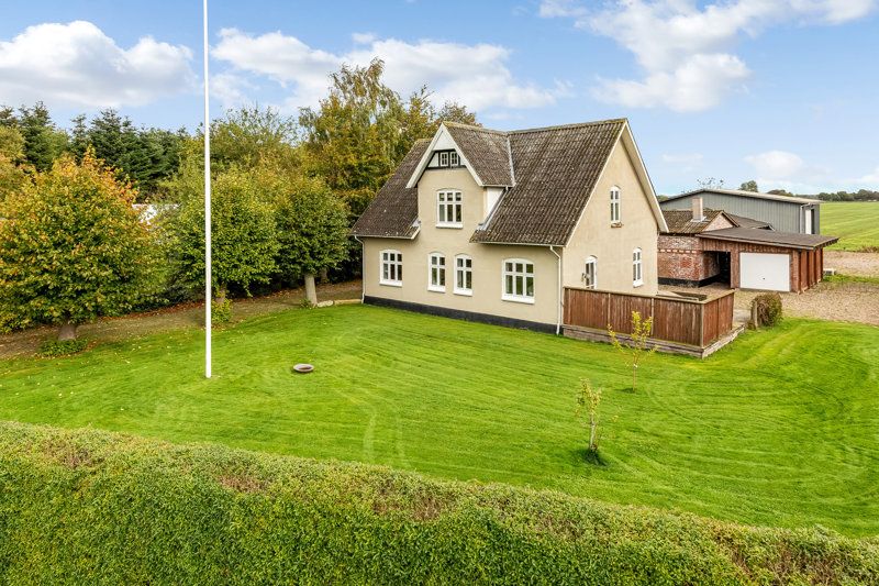 Property image number 2