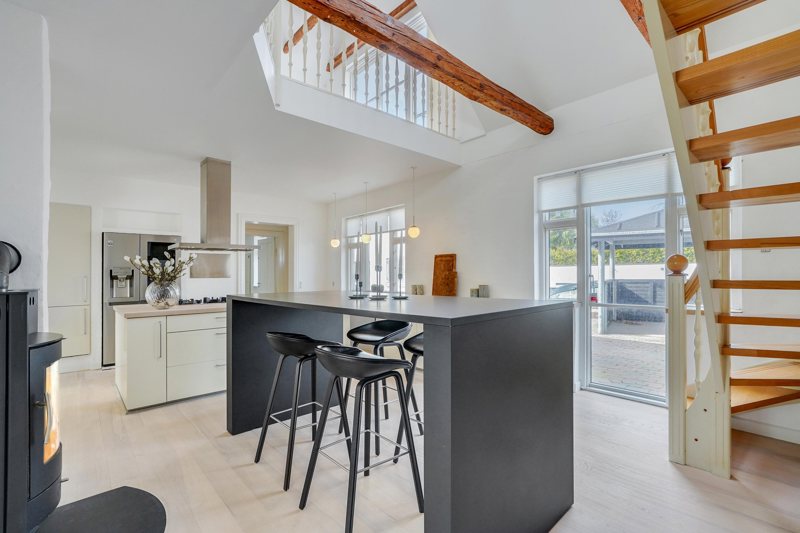 Property image number 2