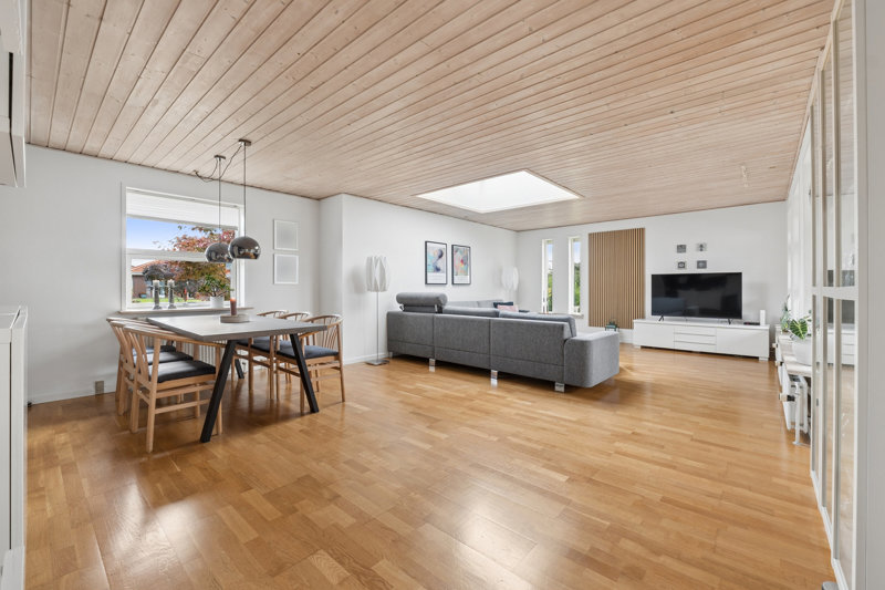 Property image number 3