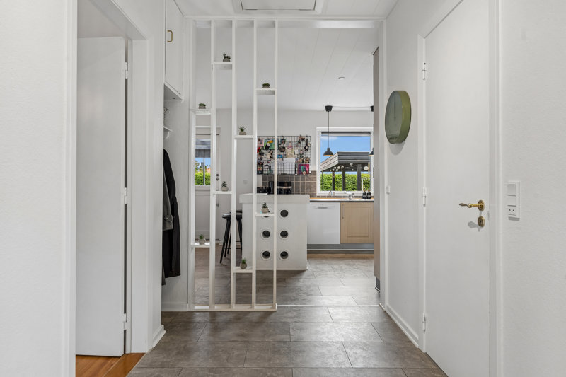 toggle-gallery-image
