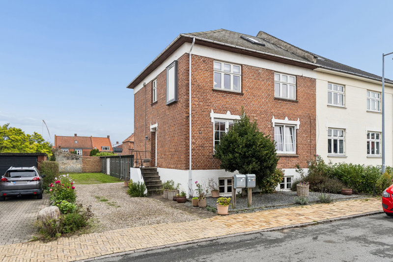 Property image number 1