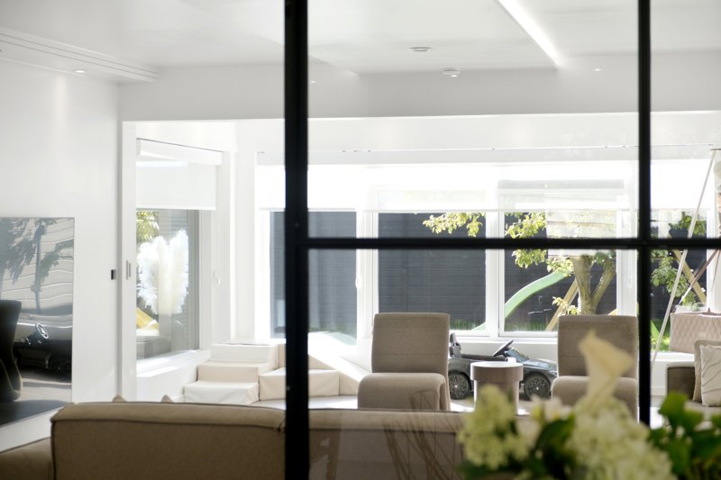 toggle-gallery-image