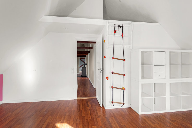 toggle-gallery-image