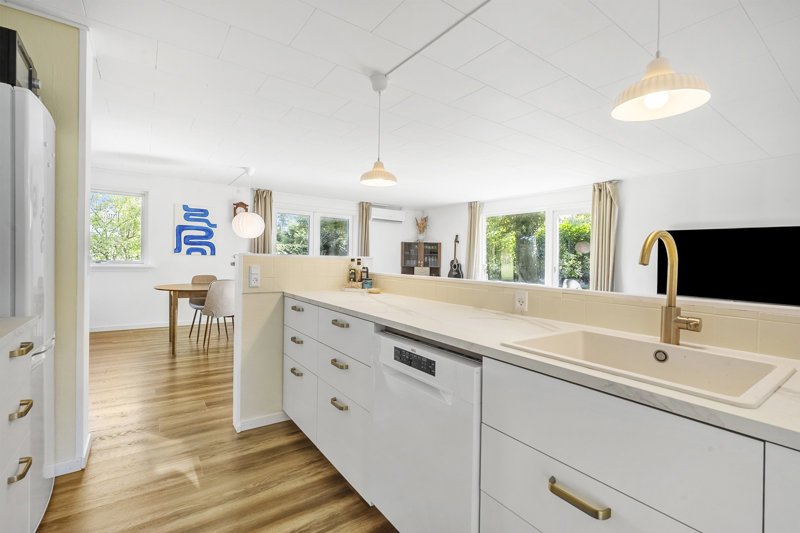 Property image number 6