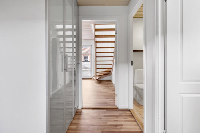 toggle-gallery-image