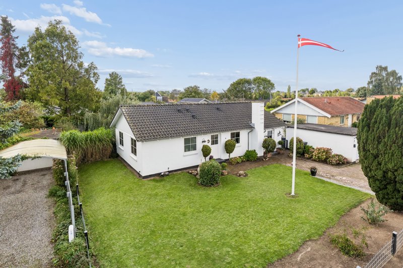 Property image number 2