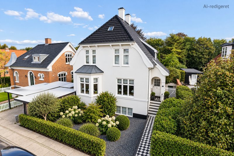 Property image number 2