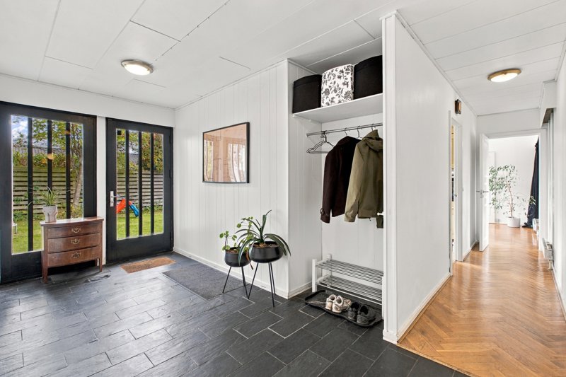 Property image number 2
