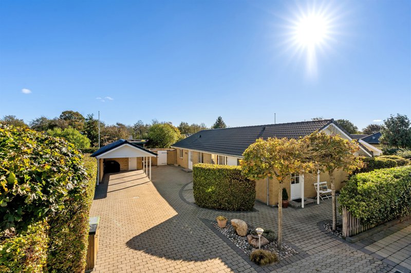 Property image number 1