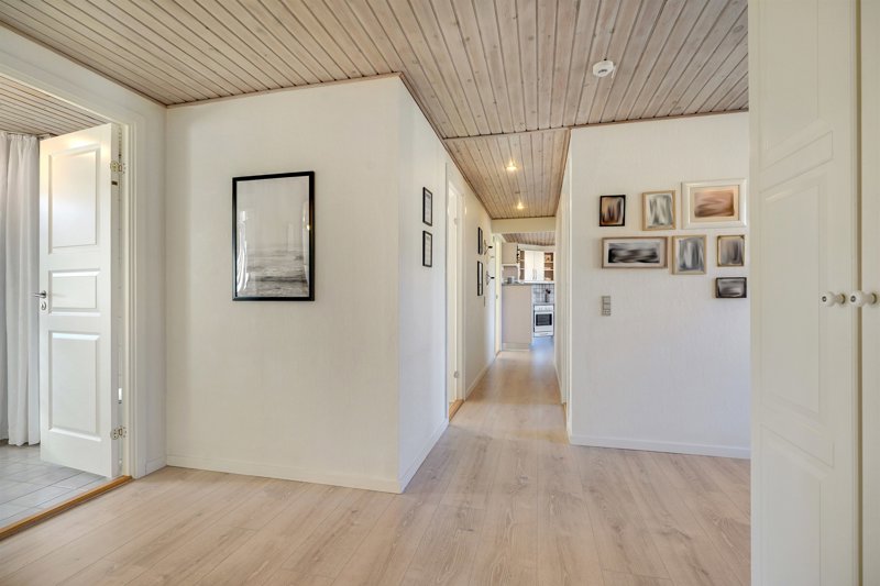 Property image number 8