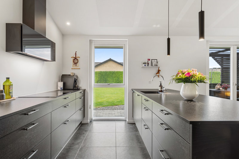 Property image number 3