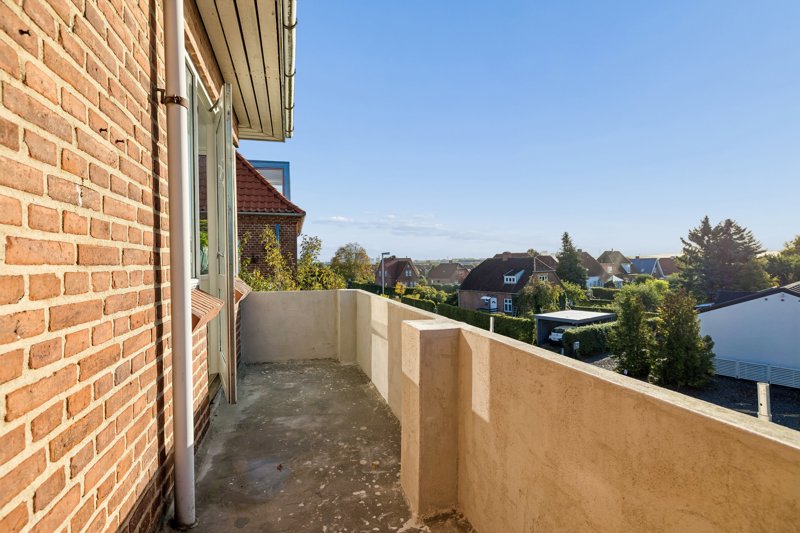 Property image number 2